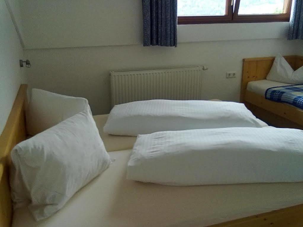 Gaestehaus Braunegger Oetz Buitenkant foto